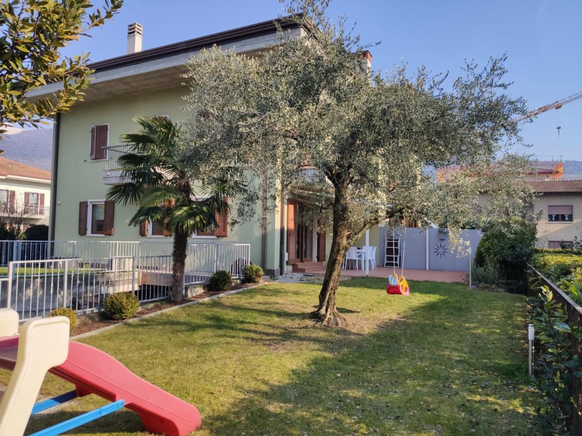 Family Garden Apartment Riva del Garda Ngoại thất bức ảnh